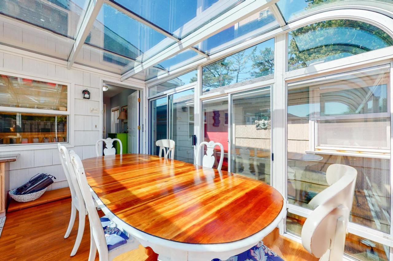On The Rocks Villa ซีไซด์ ภายนอก รูปภาพ